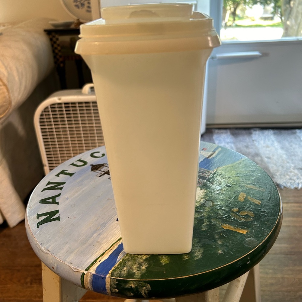 Tupperware vintage cereal, storage keeper excellent condition - Picture 2 of 8